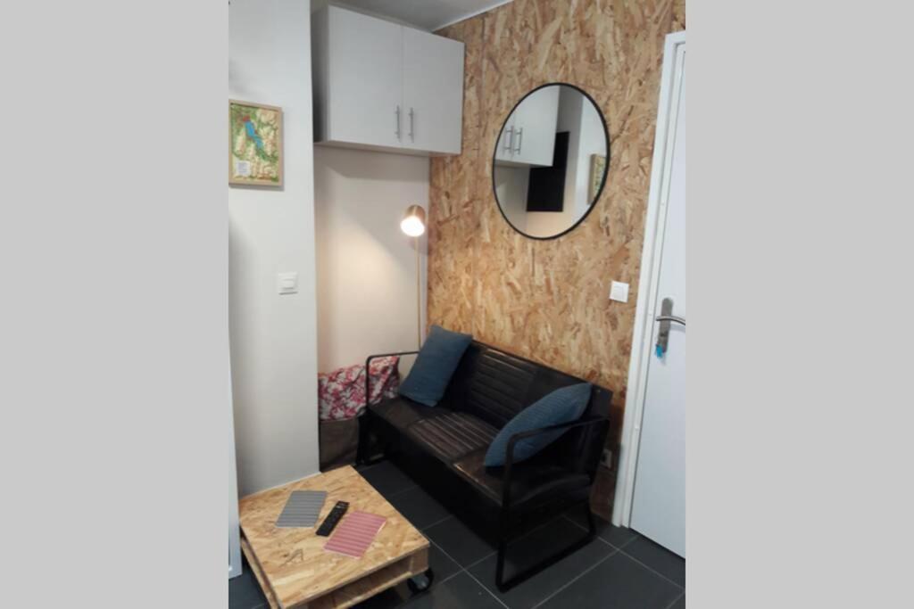 LE PRATIK, commerces et lac à pied Apartamento Sévrier Exterior foto